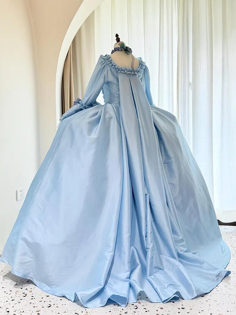 18th Century Rococo Blue Robe  - đánh giá và giá Evening Gown