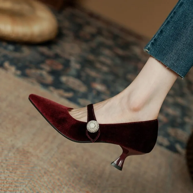 Wine Red Pointed Toe Mary Jane - đánh giá và giá Womens Heels