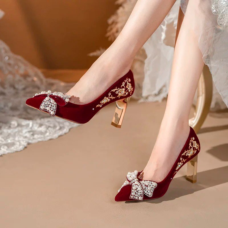 Embroidered Block Heel Single  - đánh giá và giá Pump Heel Block