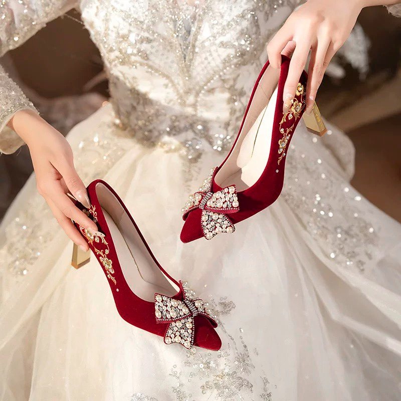 Embroidered Block Heel Single  - đánh giá và giá Pump Heel Block